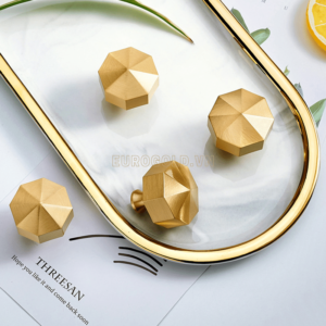 Núm tủ đồng nguyên chất BHBG30